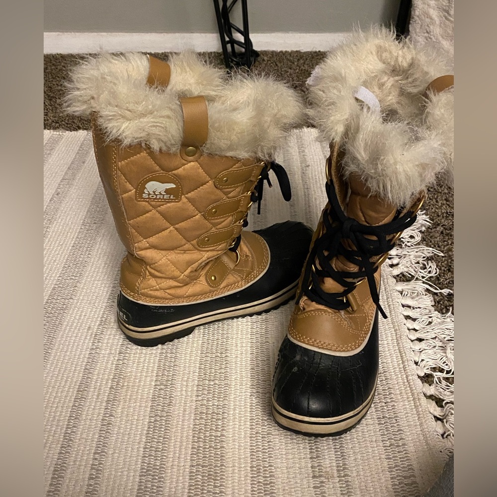 Sorel Women’s Boots Size 8.5